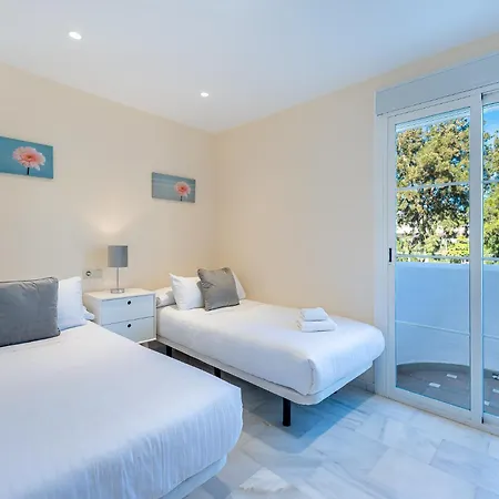 Chalet In Torrequebrada Residencial Golf Urbanization Holiday home