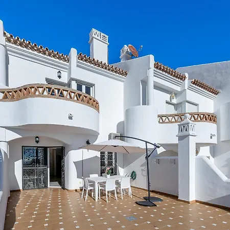 Chalet In Torrequebrada Residencial Golf Urbanization Holiday home